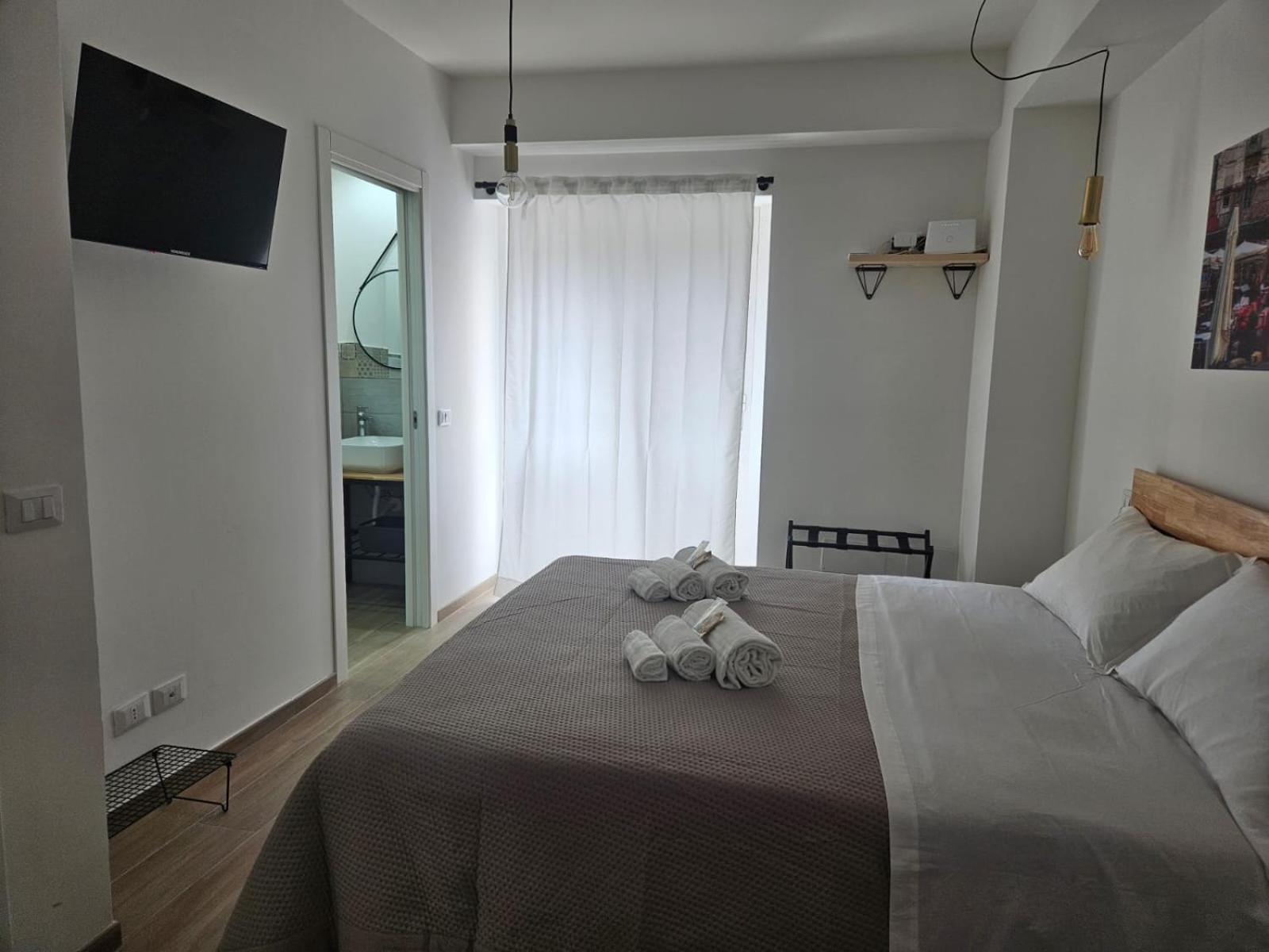 Porta D Ossuna Comfort Apartments Palermo Kültér fotó